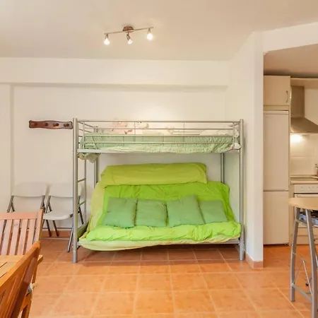 בקתה Chalet With 2 Bedrooms In Bustablado With Wonderful Mountain View And Enclosed Garden *