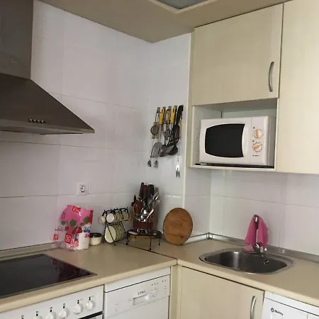 Chalet With 2 Bedrooms In Bustablado With Wonderful Mountain View And Enclosed Garden בקתה El Avellanal
